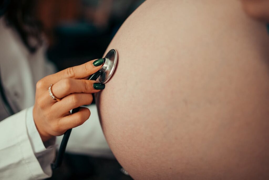 Сопровождение суррогатной беременности